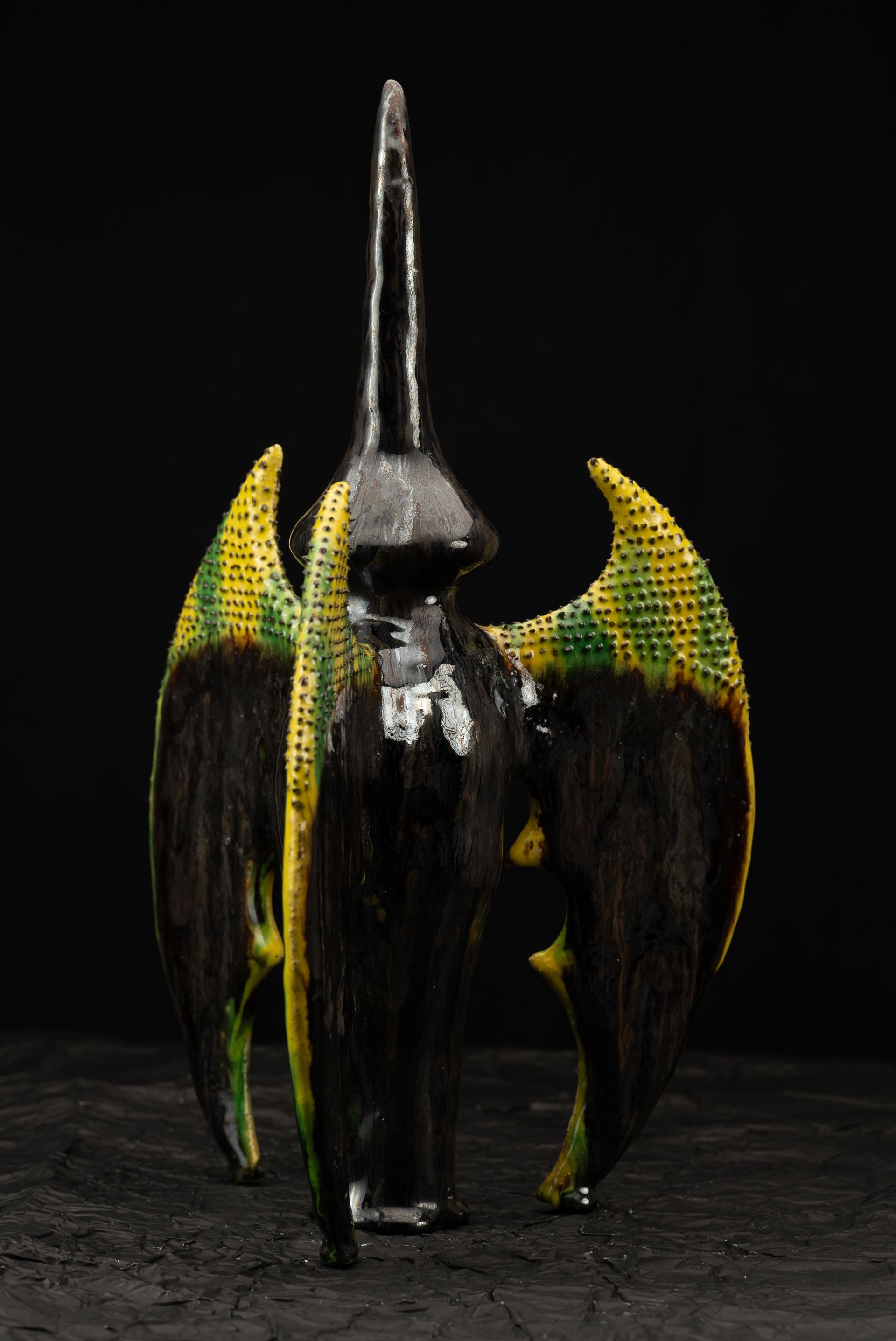 Дарья Горячкина (Скульптура - 
                  30 x 45 см) Пластика стремления