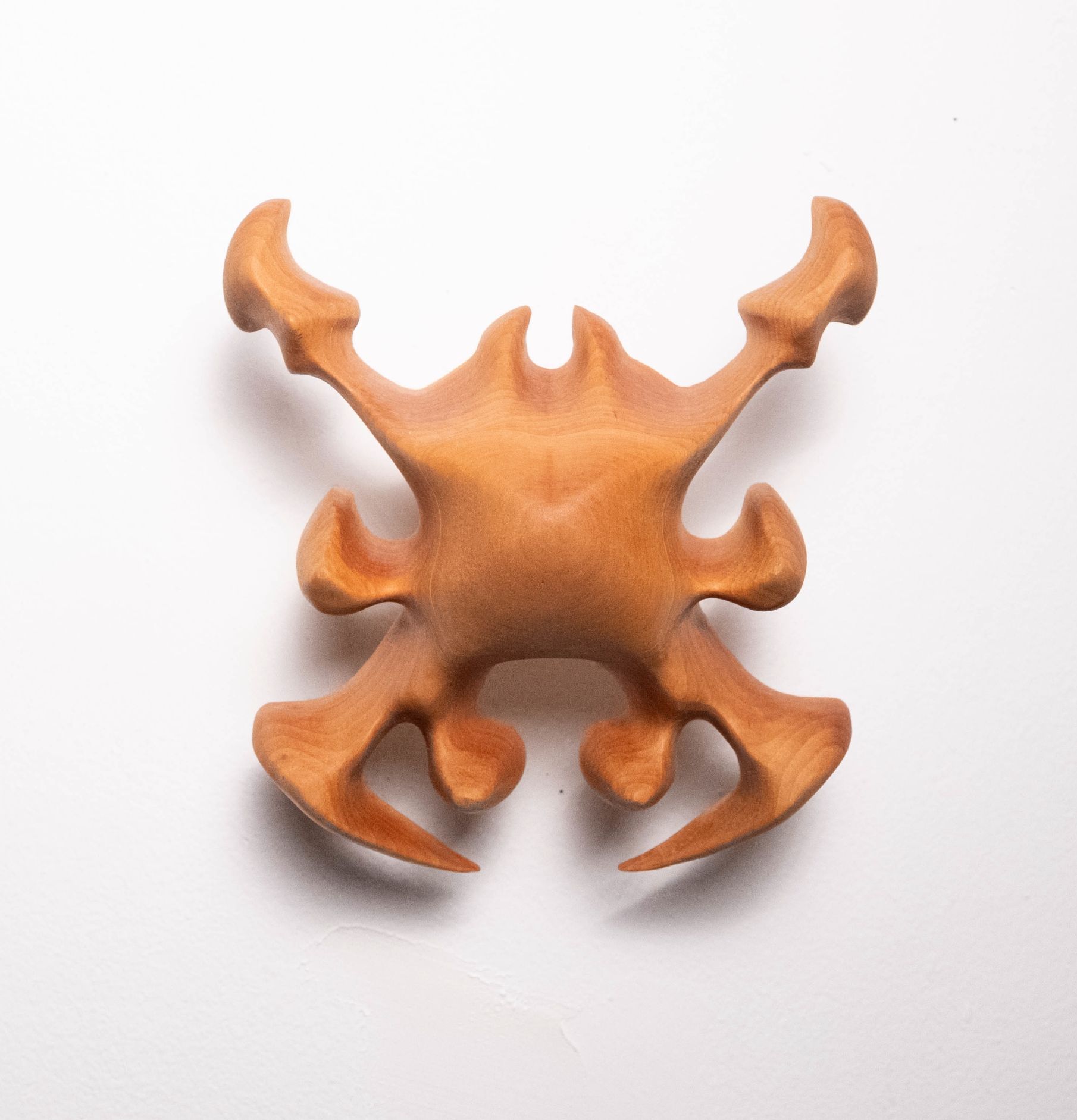 Дарья Растунина (Объект - 
                  18 x 18 см) Без названия