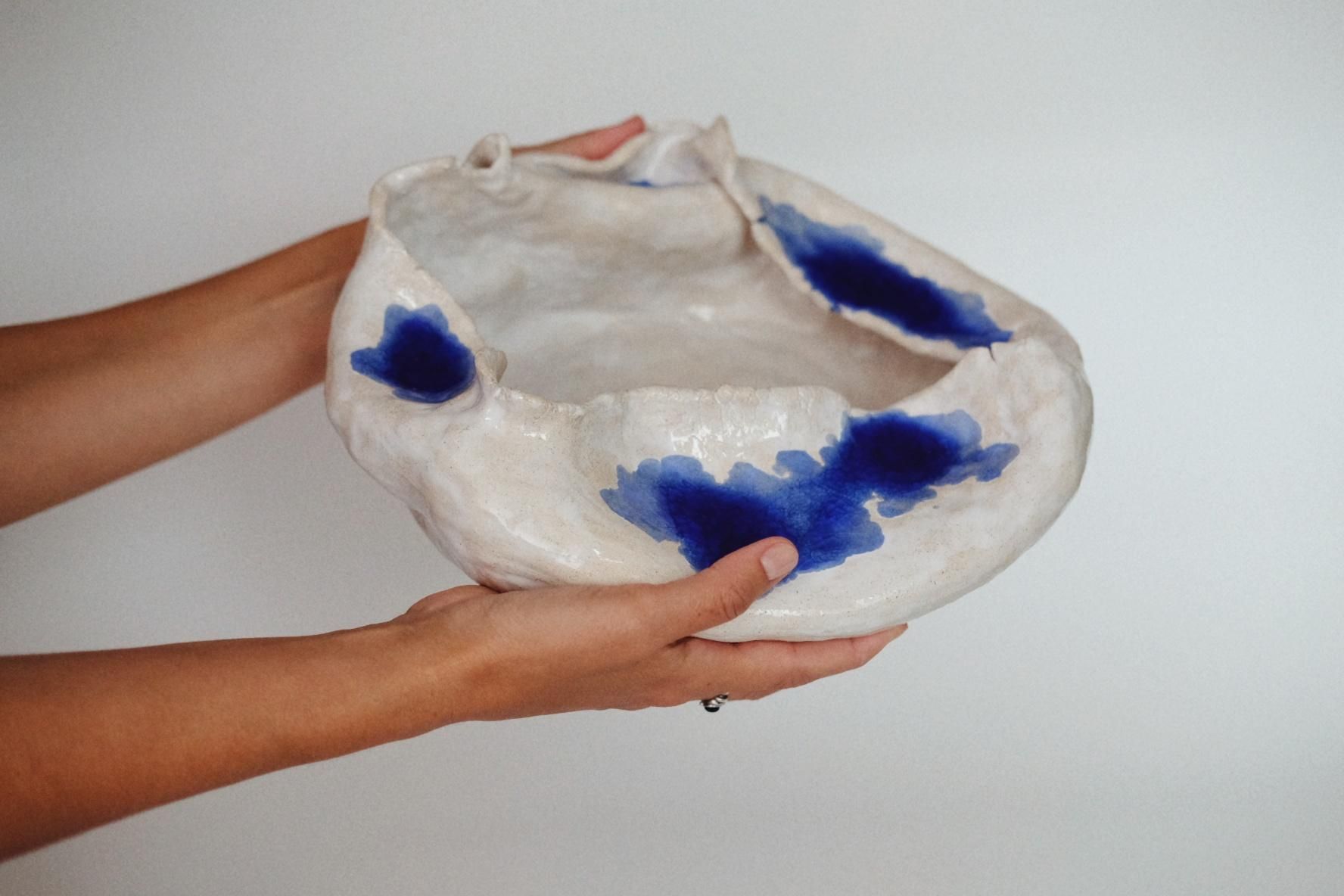 Алина Егорова (Скульптура - 
                  27 x 14 см) Ваза для кензана керамическая со стеклом