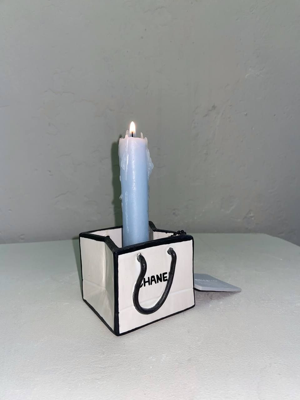 Елизавета Букина (Скульптура - 
                  6 x 5.5 см) Подсвечник Chanel