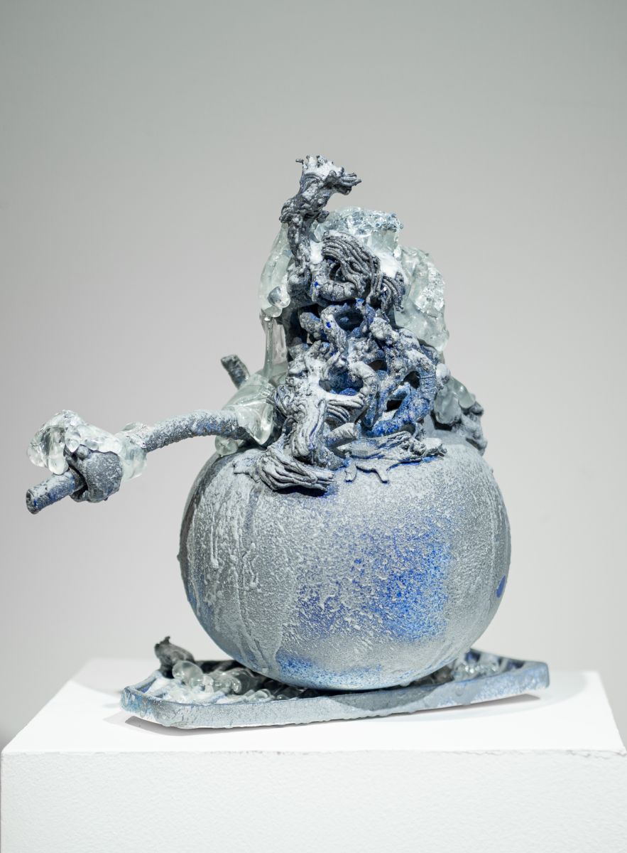 Даниил Антропов (Скульптура - 
                  35 x 35 см) Sculpture with flower 3