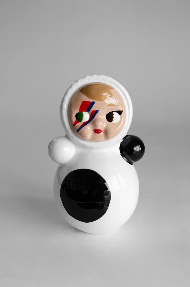 Ирина Веселова (Объект - 
                  12 x 20 см) Неваляшка Марта Боуи