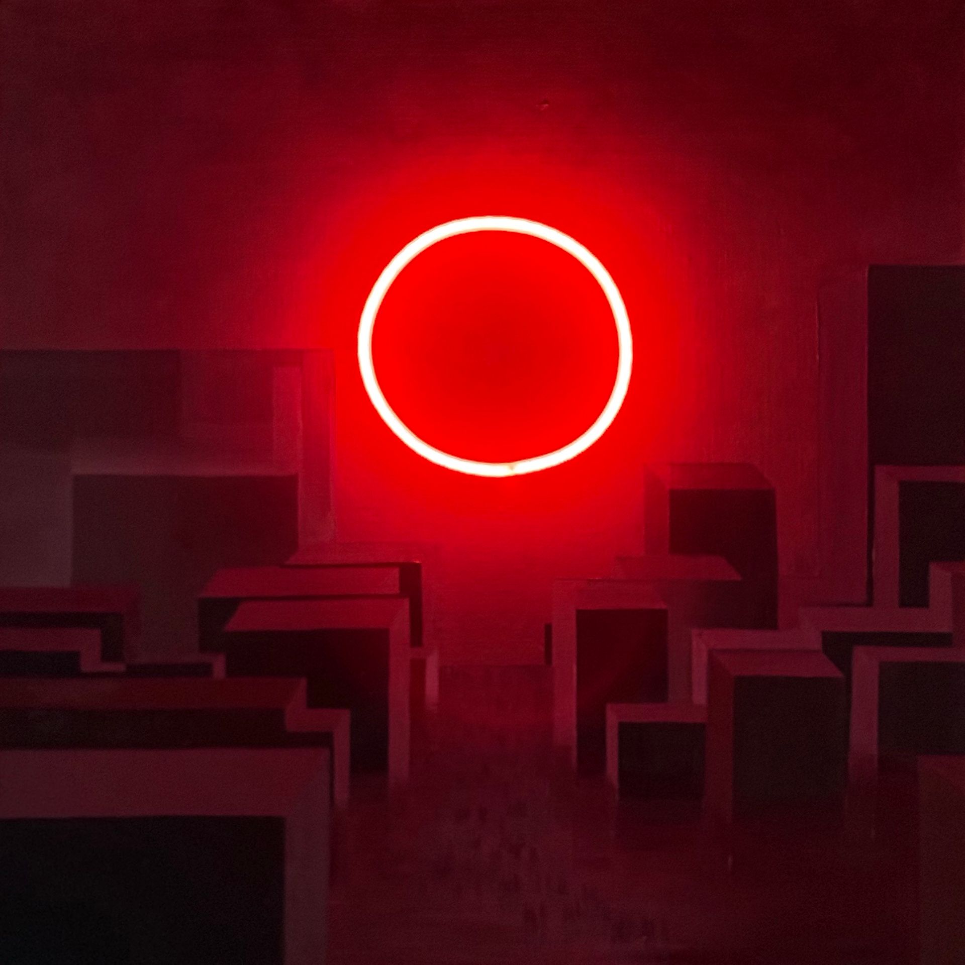 Кристина Хацкевич (Картина, живопись - 
                  50 x 50 см) Алый алтарь