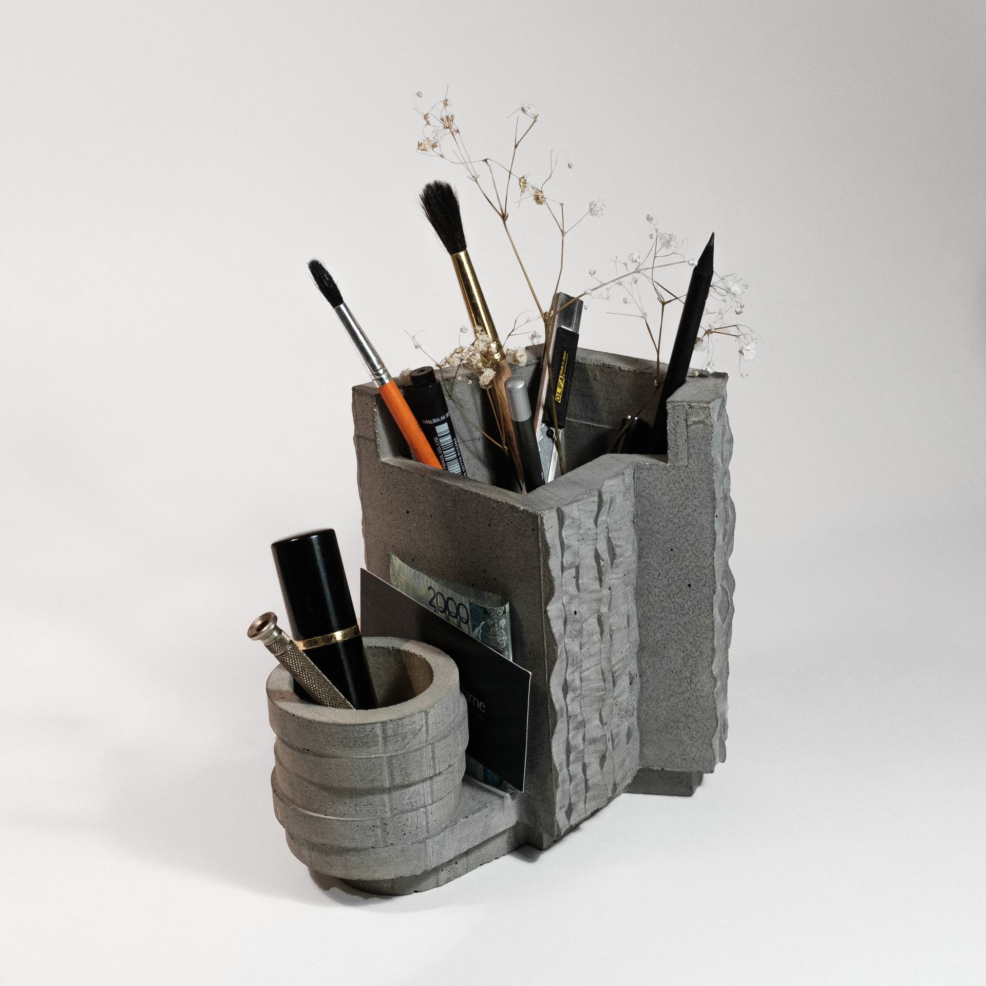 Кирилл Филатов (Скульптура - 
                  18 x 14.5 см) Органайзер канцелярский \ La Lettré 86