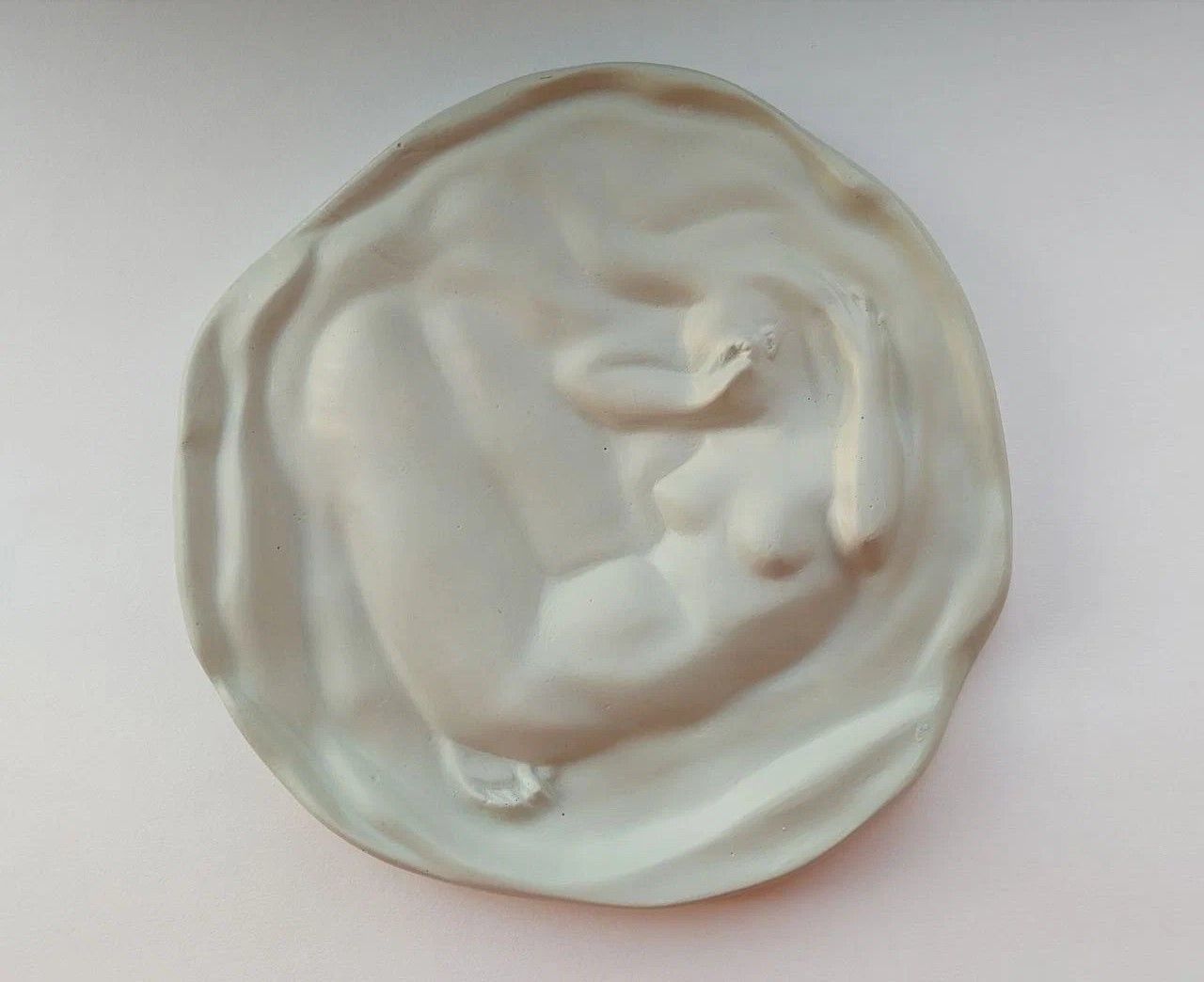 Маргарита Симонова (Скульптура - 
                  19.5 x 19.5 см) Жемчужница 8