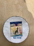 Дарья Галеева (Скульптура - 
                  28 x 28 см) Тарелка “the moon” taro