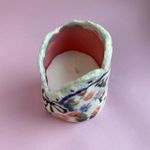 Катя Афонина (Скульптура - 
                  8 x 11 см) Свеча "Flower kit"