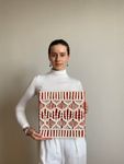 Антонина Осипенко (Вышивка - 
                  30 x 30 см) Красный