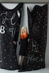 Алина Лутаева (Объект - 
                  145 x 300 см) Ни в чем не уверена