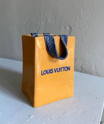 Ваза "LV" (size S)