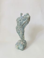 Человек в голубом (объект 21)