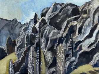 Серые камни