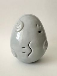 Яйцо серое