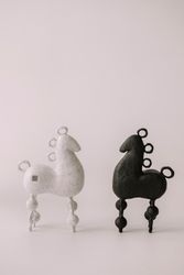 Настольные скульптуры "Кружевные кони"