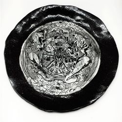 Керамическая тарелка, сграффито  // Искусство исчезновений