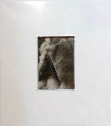 Gum. Nude