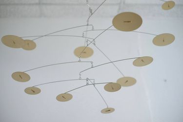 Подвесной интерьерный мобиль