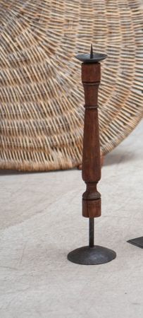 Дарья Ванина (Скульптура - 
                  9.3 x 41 см) Подсвечник малый на подставке