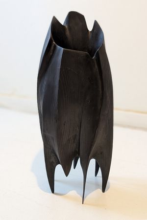 Петр Бизар (Скульптура - 
                  26 x 68 см) Bosom