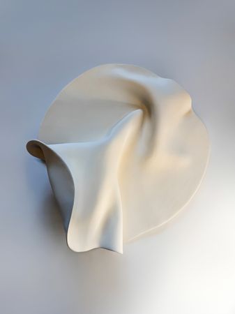 Юлия Бариева (Скульптура - 
                  35 x 37 см) Панно "Калла"