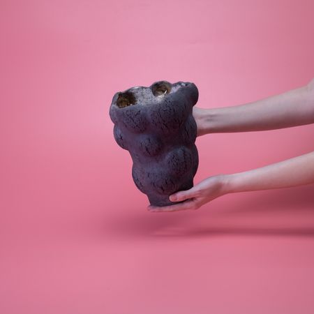 Настя Любич (Скульптура - 
                  22 x 28 см) Метеорит №2