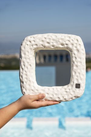 Ксения Торгашина (Объект - 
                  28 x 29 см) Настенное зеркало "Каменный взгляд IV"