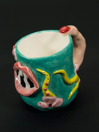Виктория Романович (Скульптура - 
                  7 x 8 см) WE ARE ALL MAD HERE SERIES: CUP