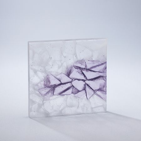 Ксения Векшина (Скульптура - 
                  27.5 x 25.5 см) Внутри