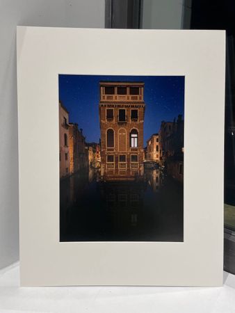Кир Симаков (Фотография - 
                  40 x 50 см) Затерянный в Венеции / Lost in Venice (Венеция, 2021)