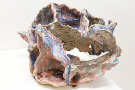 Света Исаева (Скульптура - 
                  34 x 23 см) Коралл