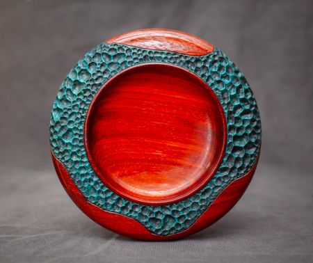 Алексей Халай (Объект - 
                  32 x 32 см) Декоративная тарелка падук