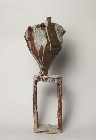 Иван Беляев (Скульптура - 
                  18 x 50 см) Dark sandy vase on the stage