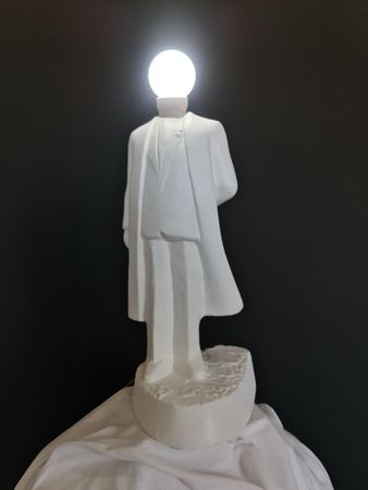 Настя Миро (Скульптура - 
                  16 x 45 см) Человечек с плёткой