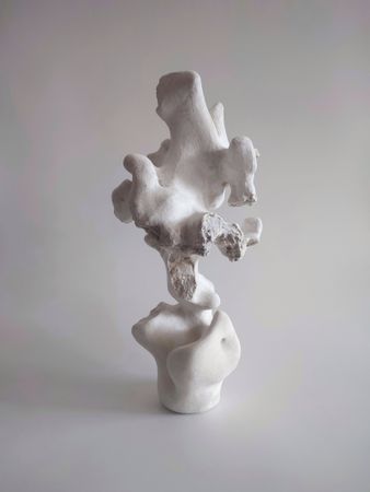 Ольга Иконская (Скульптура - 
                  18 x 40 см) Восток/East