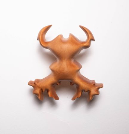 Дарья Растунина (Объект - 
                  18 x 18 см) Без названия