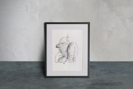 Тася Василькова (Авторская графика - 
                  21 x 29.7 см) Сидящая
