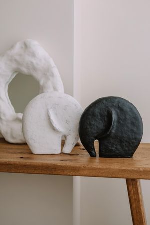 Ксения Торгашина (Скульптура - 
                  15 x 25 см) Настольные скульптуры "Слоны Инь и Ян"