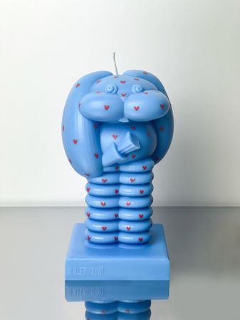 Алёна Боровая (Объект - 
                  11 x 25 см) Свеча "Весенняя коллекция"