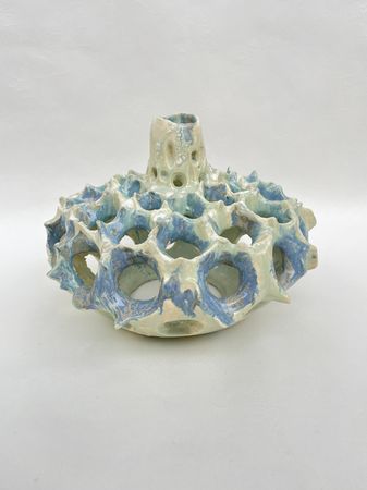 Лилия Владимирова (Скульптура - 
                  30 x 30 см) Радиолярия