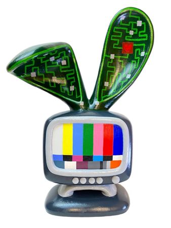 Кирилл Суриков (Скульптура - 
                  28 x 40 см) Love-Chip Bunny TV