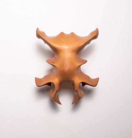 Дарья Растунина (Объект - 
                  18 x 18 см) Без названия