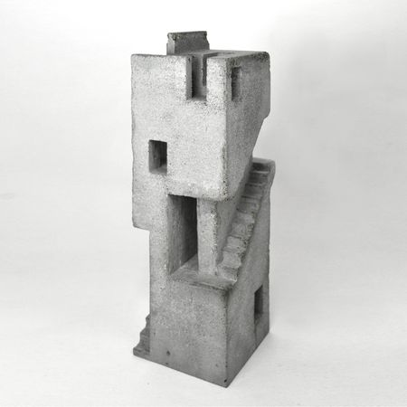 Кирилл Филатов (Скульптура - 
                  9.5 x 25.5 см) Маяк у высохшего моря\а lighthouse by a dried out sea\le guet 71