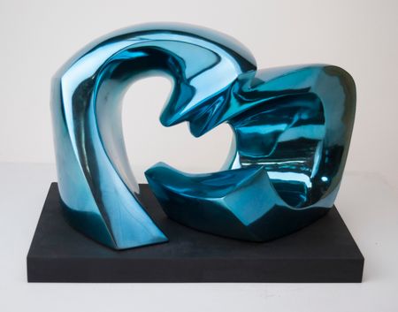 Сергей Борисов (Скульптура - 
                  38 x 27 см) Центр