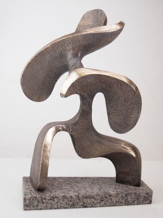 Сергей Борисов (Скульптура - 
                  26 x 39 см) Прогулка