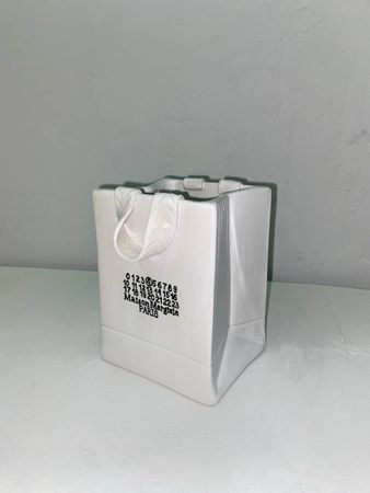 Елизавета Букина (Скульптура - 
                  10.5 x 14 см) Ваза "Maison Margiela" (size S)