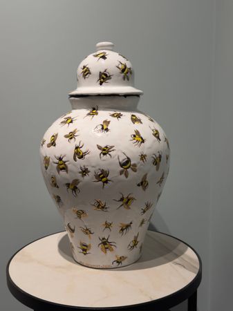 Динара Амирова (Скульптура - 
                  22 x 39 см) SHMEL&Co