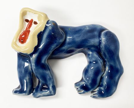 Алина Корякина (Скульптура - 
                  11 x 14 см) Айболит