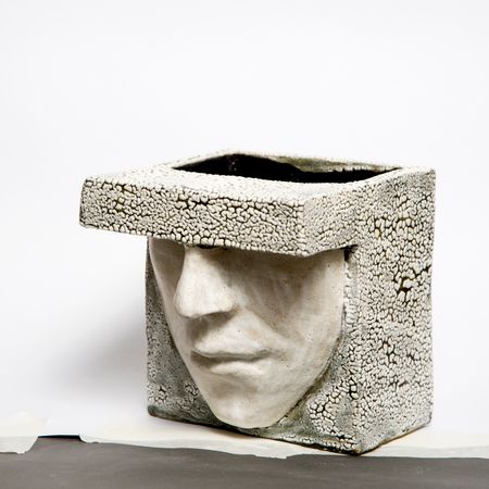 Вика Уйстрайх (Скульптура - 
                  14.5 x 14.5 см) Human. Mouth