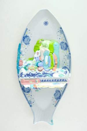 Анна Казьмина (Скульптура - 
                  18 x 37 см) Без названия