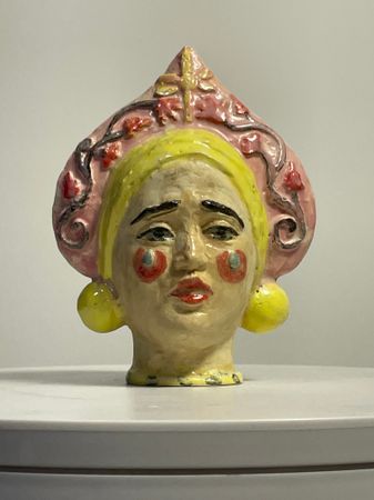 Екатерина Батаева (Скульптура - 
                  14 x 15 см) Несмеяна